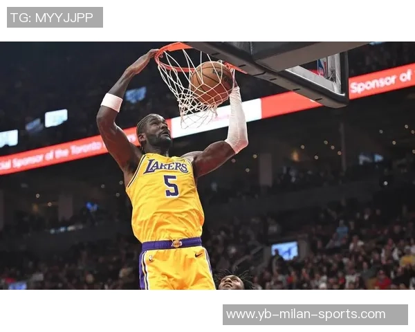 太阳管理层是否优于湖人管理层艾顿状态低迷引发质疑狄龙或成湖人新目标