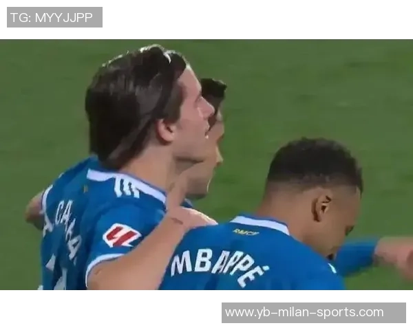 阿韦洛亚期待阿诺德出战瓦伦西亚掌控球队右路进攻 阿韦洛亚期待阿诺德出战瓦伦西亚掌控球队右路进攻